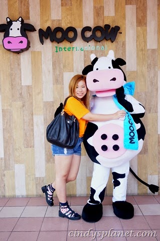 [MooCow1431.jpg.webp]