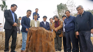 Trò chuyện với Gs. Nê Văn Nan, nhà chế tác lịch sử Trò chuyện với Gs. Nê Văn Nan, nhà chế tác lịch sử