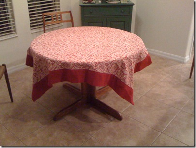flanged tablecloth