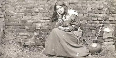 Thánh nữ Têrêsa Lisieux (Têrêsa Hài Đồng Giêsu) Thánh nữ Têrêsa Lisieux (Têrêsa Hài Đồng Giêsu)