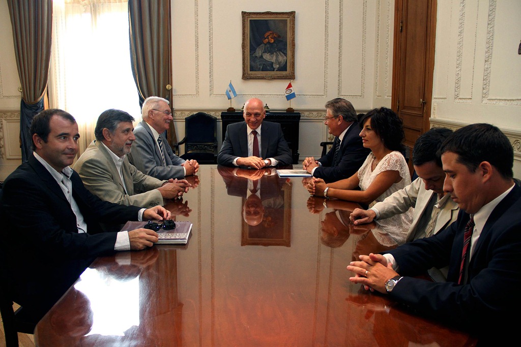 [FOTO%25201%255B2%255D.jpg]