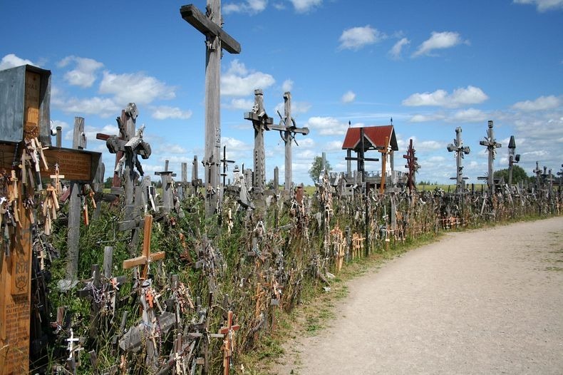 hill-of-crosses-6