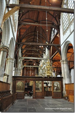 Amsterdam. Oude Kerk (Iglesia Vieja). Interior  - DSC_0070