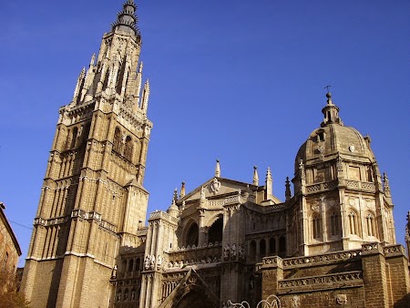 06. Catedrala din Toledo, Spania.JPG
