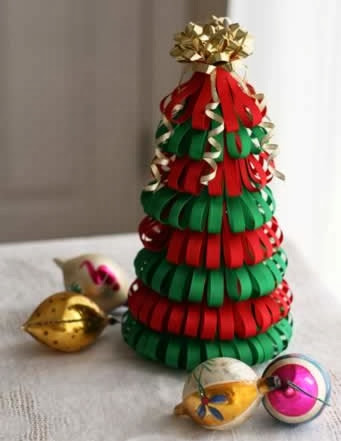 Árvore de Natal com fitas arvore-natal-com-fitas
