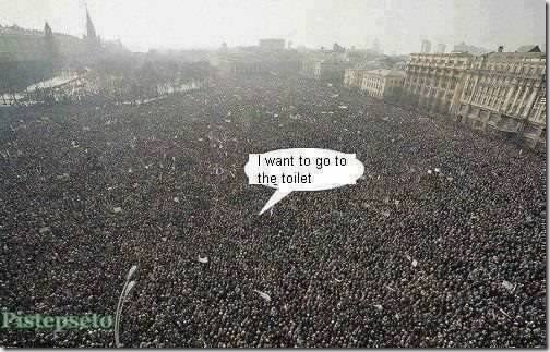 I want to go to the toilet-Funny Picture