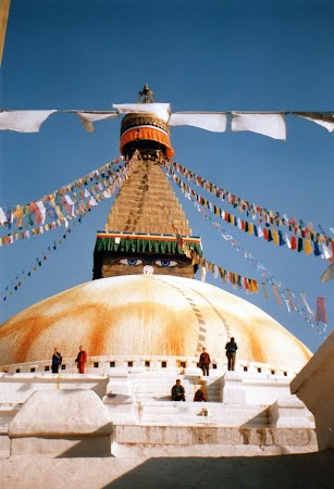 Obiective turistice Nepal: stupa Boudhanath.jpg