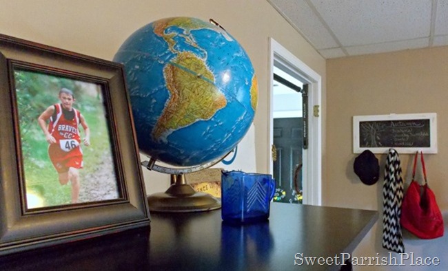 family room globe