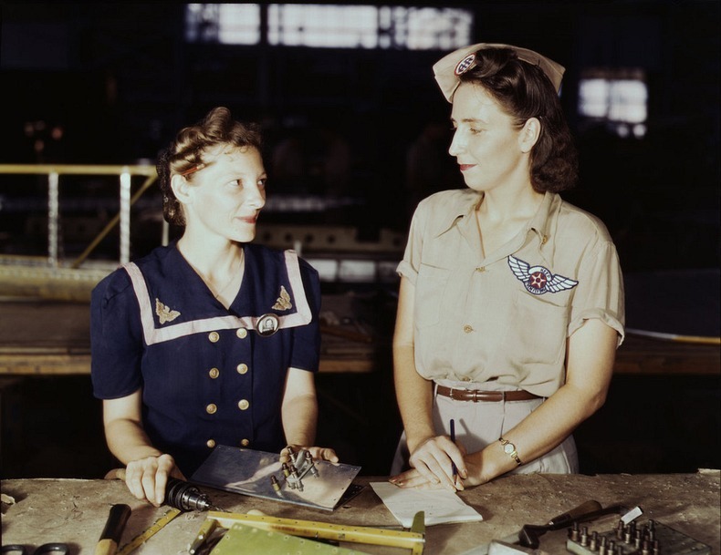 women-world-war-13 women-world-war-13