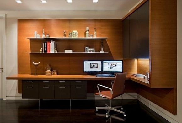 Moderna sala de estudio con escritorio y mesa de esquina