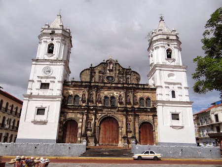 14. Catedrala.JPG
