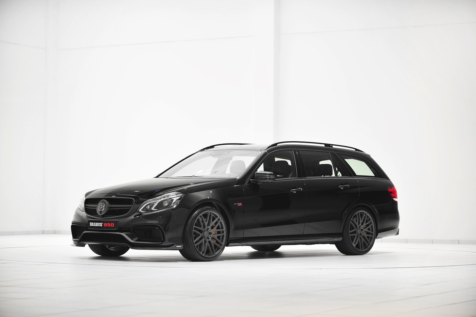 [Brabus-850-60-Biturbo-E-Class-1%255B3%255D.jpg]