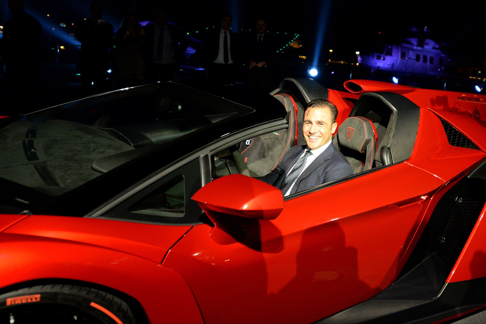 [Lamborghini-Veneno-Roadster-2%255B3%255D.jpg]