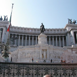 104.- Monumento a Víctor Manuel II en Roma