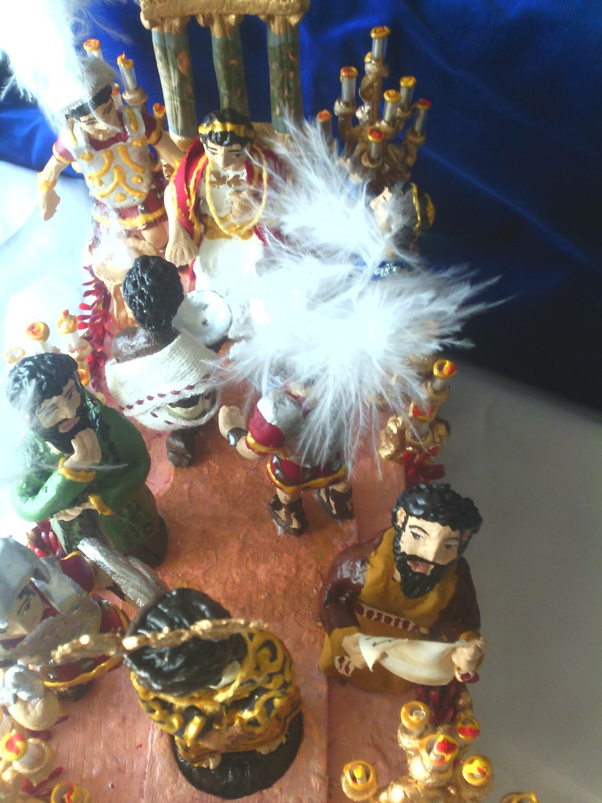 Miniaturas Cofrades: Imagenes de Sentencia Macarena