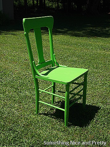 green chair 006