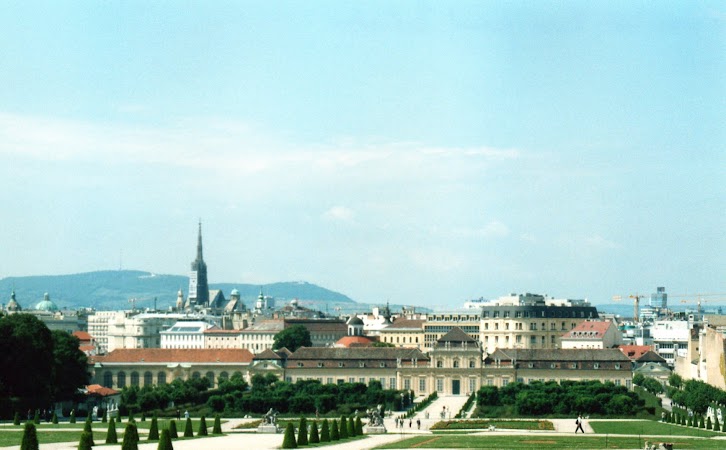 11. gradina Belvedere.jpg