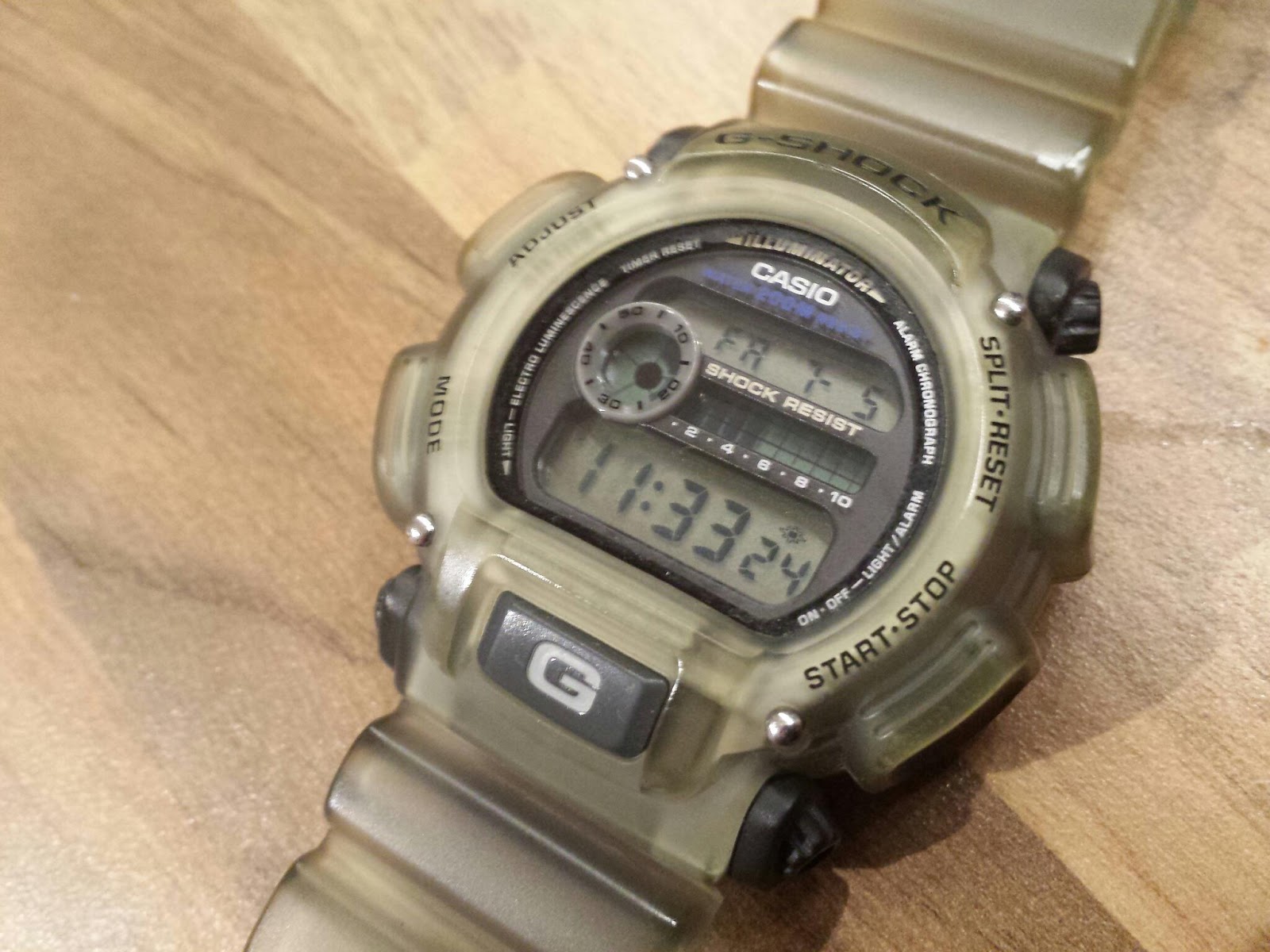 Which Watch Today: Casio G-Shock DW-9000