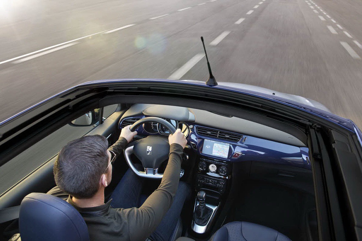 [Citroen-DS3-Cabrio-46%255B2%255D.jpg]