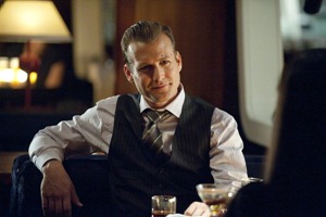 Suits Screen 02