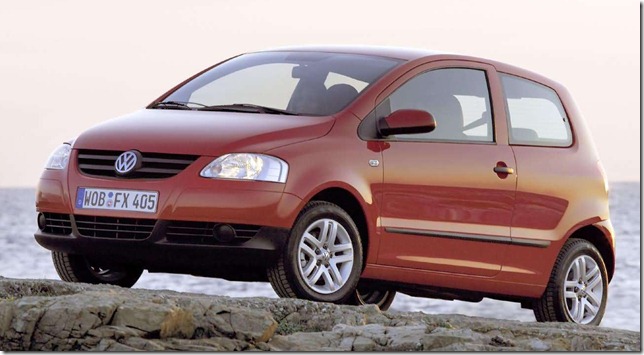 Volkswagen-Fox_1.2_2005_1600x1200_wallpaper_04