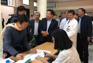 Bí thư tỉnh uỷ Bắc Ninh đến nắm bắt tình hình, thăm hỏi các gia đình đưa con đi xét nghiệm sán lợn Bí thư tỉnh uỷ Bắc Ninh đến nắm bắt tình hình, thăm hỏi các gia đình đưa con đi xét nghiệm sán lợn