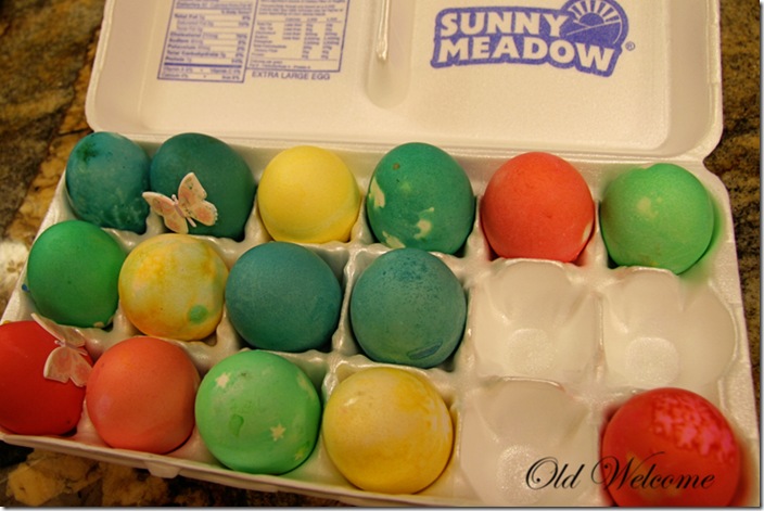 not so perfect dyed eggs old welcome