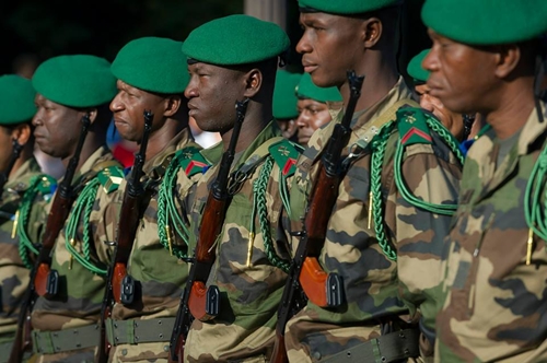 Франция отметила День взятия Бастилии традиционным парадом