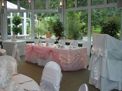 Pink Head table set up