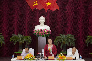 Chủ tịch Quốc hội làm việc tại Bình Thuận. Chủ tịch Quốc hội làm việc tại Bình Thuận.