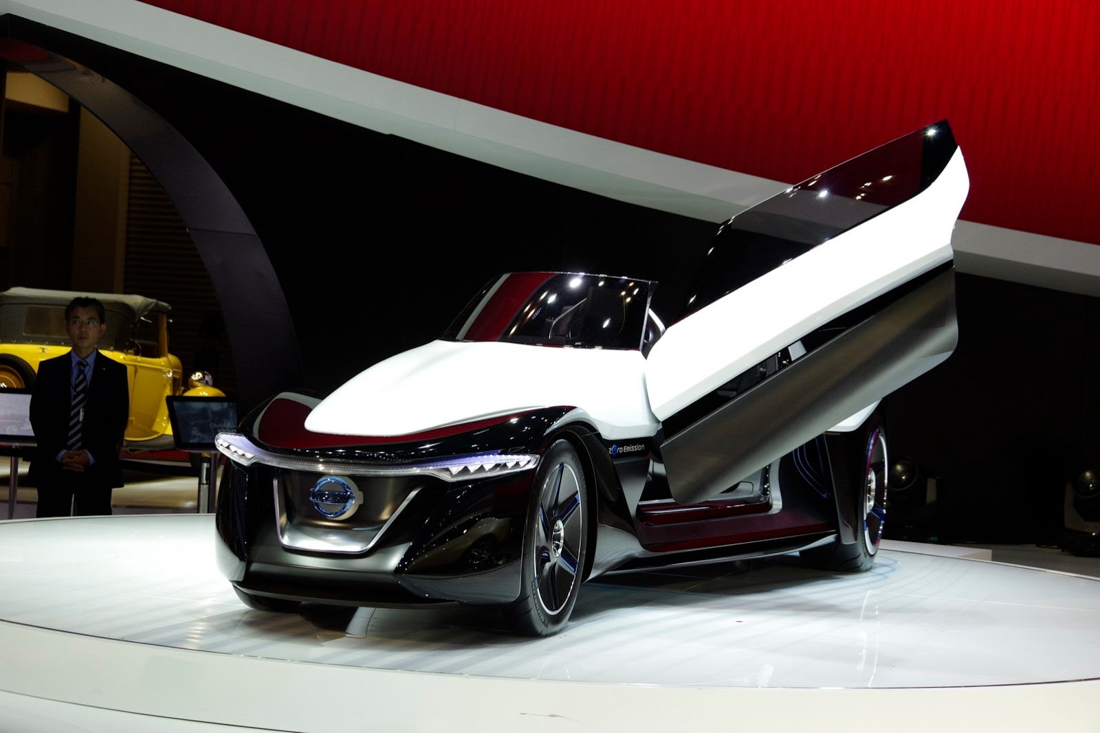 [Nissan-BladeGlider-03%255B2%255D.jpg]