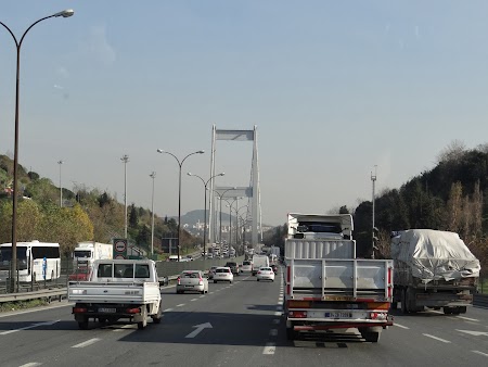 Podul Mehmet Faith - peste Bosfor