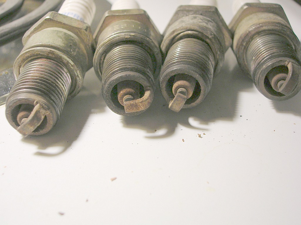 [plugs%2520001w%255B3%255D.jpg]