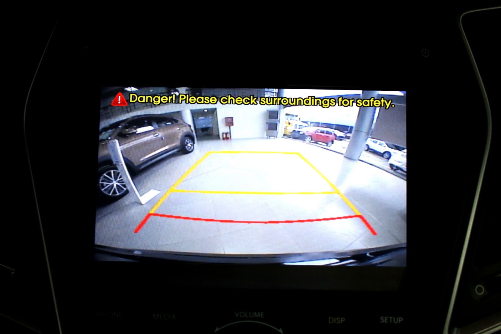 Nội thất xe Hyundai Santafe Sport 5 chỗ màu đen 09 Nội thất xe Hyundai Santafe Sport 5 chỗ màu đen 09
