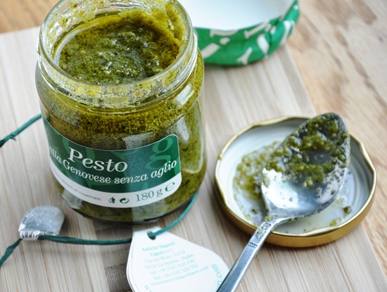 [pesto%2520linguine%2520160%255B3%255D.jpg]