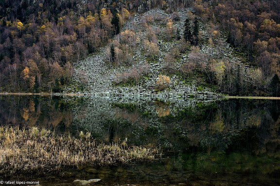 L'estany de Llebreta.Parc Nacional d'Aigues Tortes i Estany de Sant Maurici.La Vall de Boi, Alta Ribagorca, Lleida