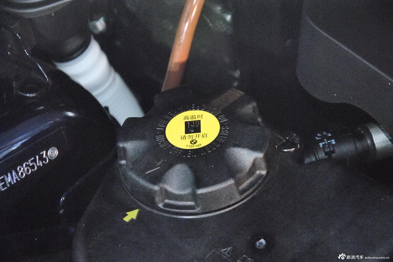 [Zinoro-BMW-1E-39%255B2%255D.jpg]