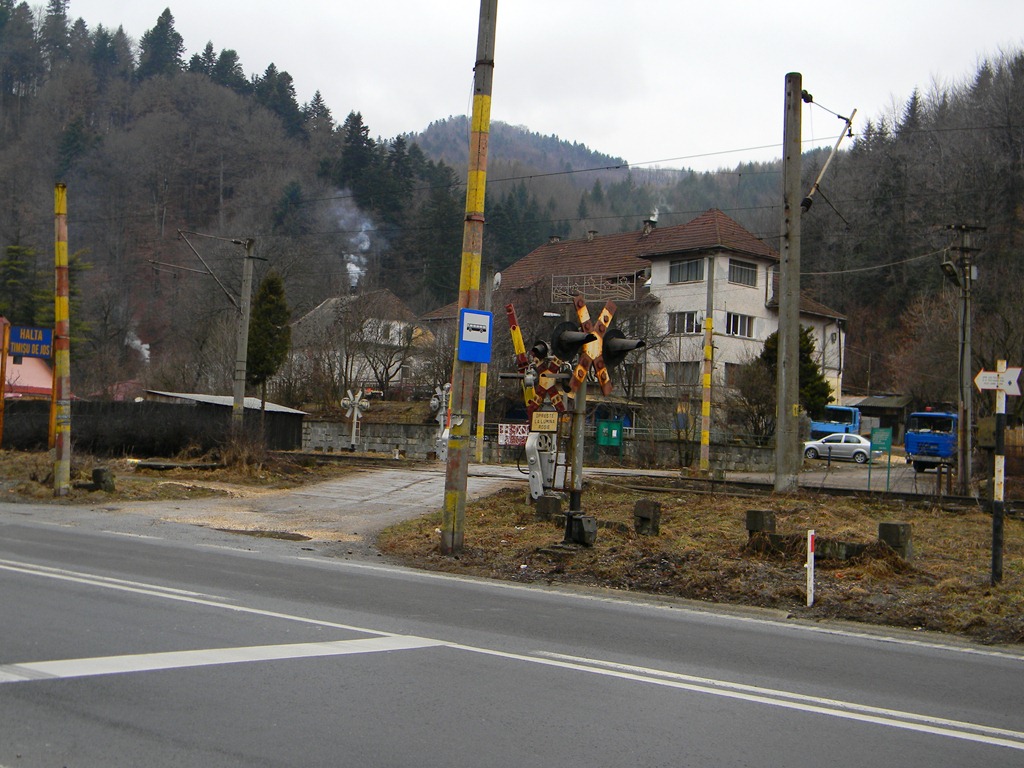[DSCN35133.jpg]