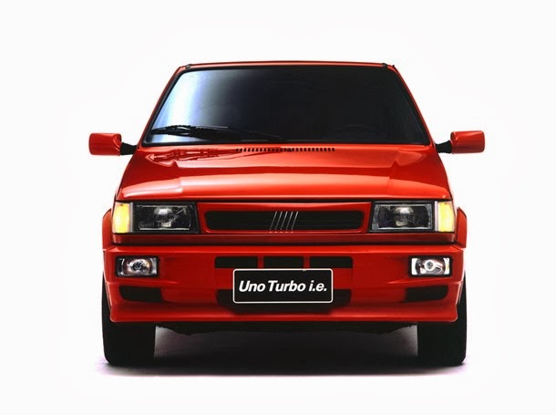 Fiat Uno Turbo (3)