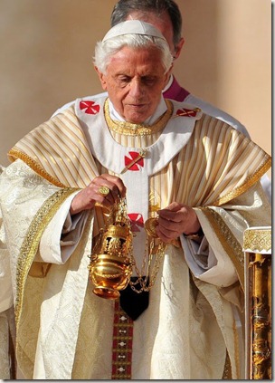 Benedicto XVI Fanon