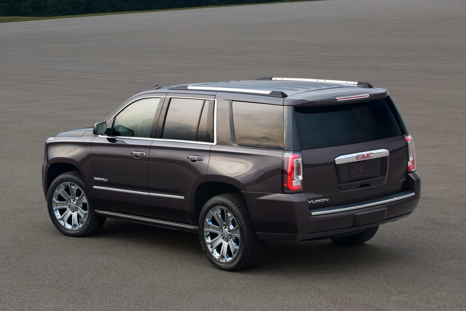 [2015-GMC-Yukon-Denali-005%255B2%255D.jpg]