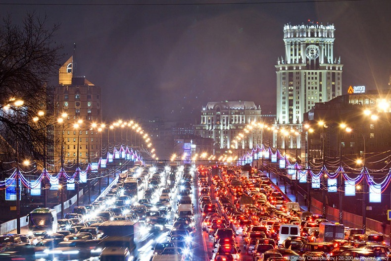 moscow-traffic-jam-06