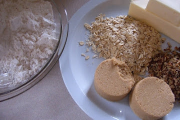 Crumb-Topped Apple Pie