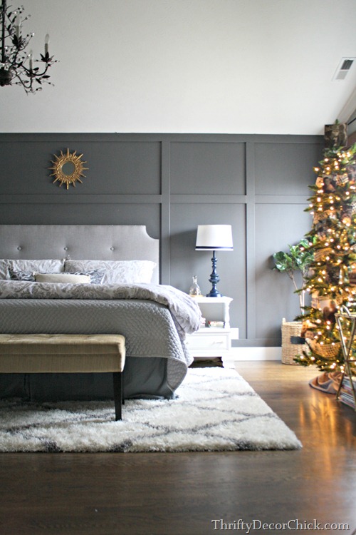 gray accent wall with trim