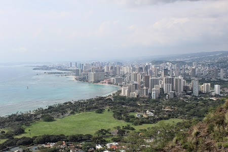Vacanta Hawaii: Waikiki from Diamond Head