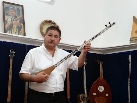 19. Cantaret popular Uzbekistan.JPG