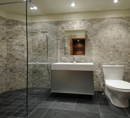 baño-revestimiento-lavabo--casa-arquitectura-sostenible-Pierre-Cabana baño-revestimiento-lavabo--casa-arquitectura-sostenible-Pierre-Cabana