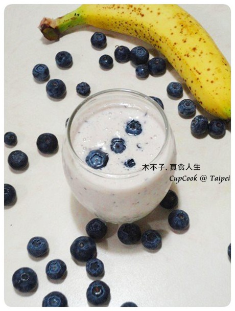 香蕉藍莓優格冰沙 smoothie 成品 (3)