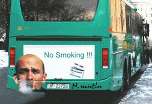 Смешная-реклама_на-автобусе-не-курить