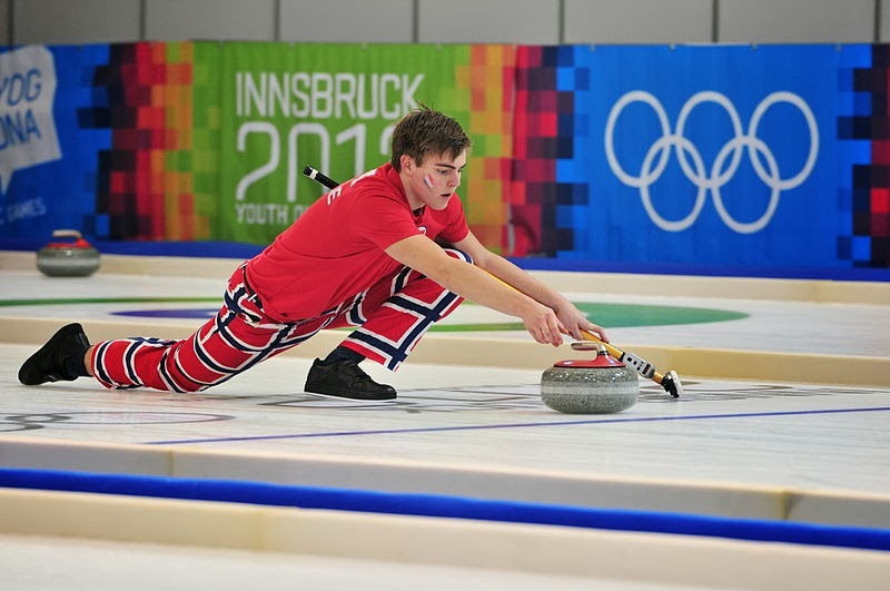 [Curling%2520Martin_Sesaker_at_the_2012_Youth_Winter_Olympics%255B4%255D.jpg]